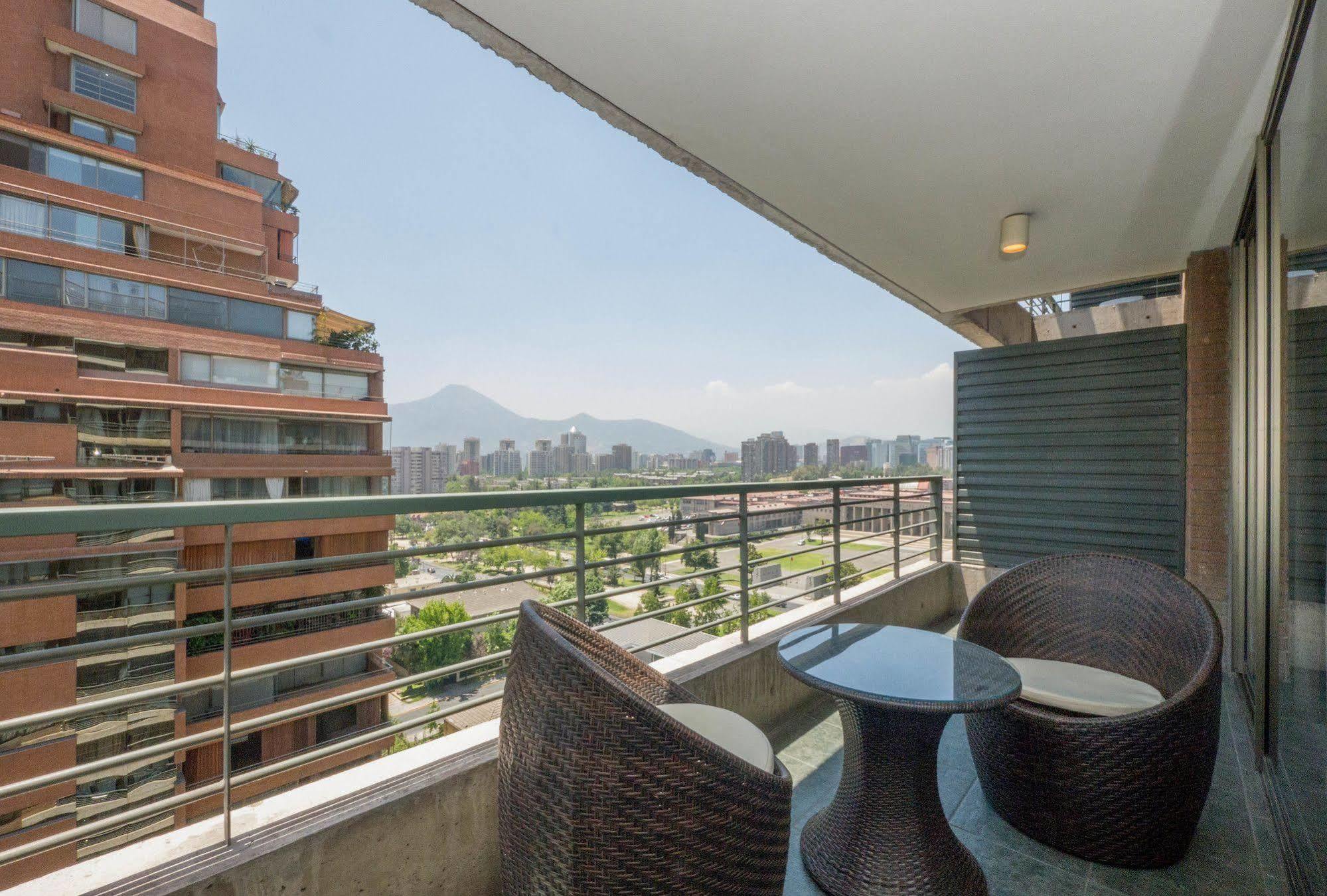 Livinnest Apartments Santiago de Chile Bagian luar foto